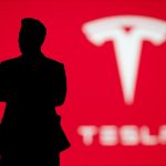Η Tesla ανοίγει τρεις αντιπροσωπείες στη Σαουδική Αραβία, γίγαντα του πετρελαίου