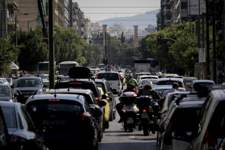 Η ΑΑΔΕ δέσμευσε 31 οχήματα και επέβαλε πρόστιμα για παράνομη κυκλοφορία