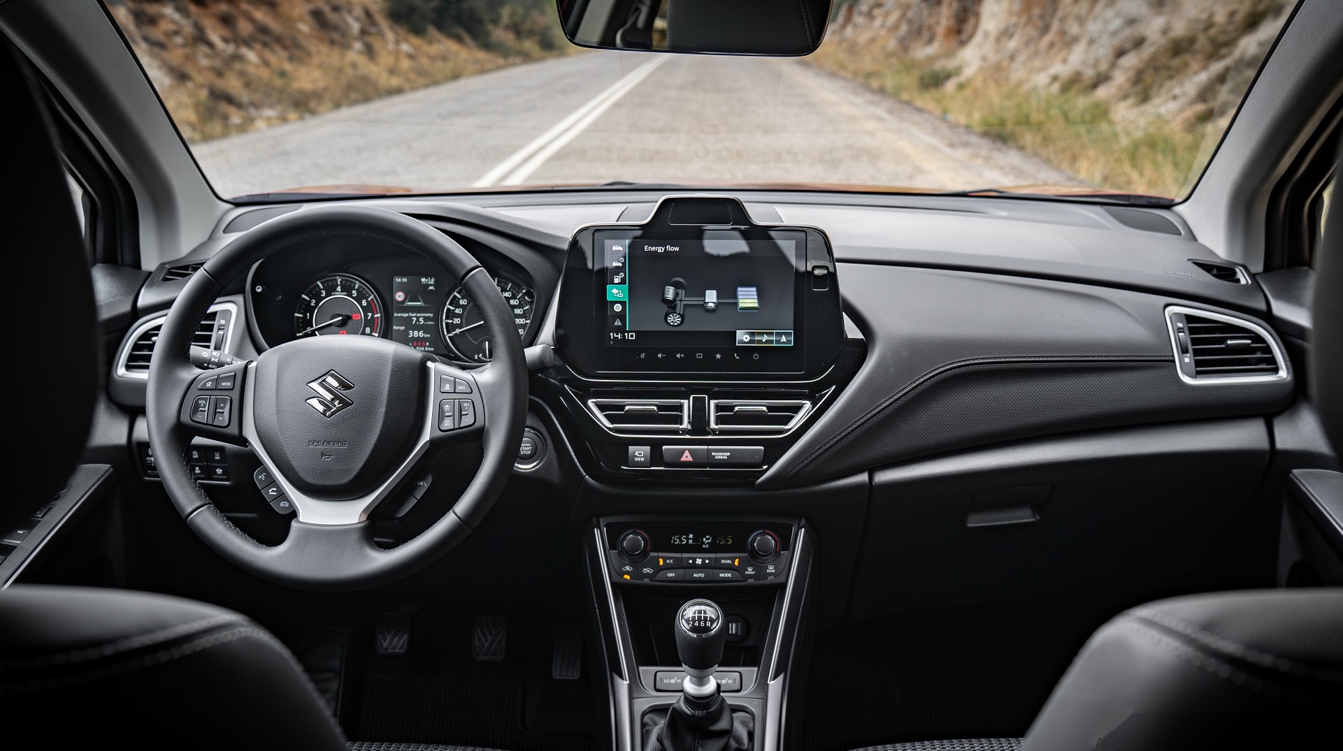 Suzuki S Cross Hybrid SUV red 2024 (12)