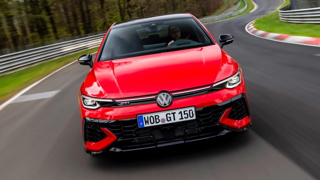 Το πιο «καυτό» Golf όλων των εποχών: Το νέο GTI Edition 50 έρχεται με 320 PS!