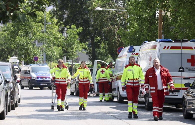 Μακελειό σε σχολείο της Αυστρίας: Σημείωμα αυτοκτονίας άφησε ο δράστης – Στους δέκα ανέβηκαν οι νεκροί