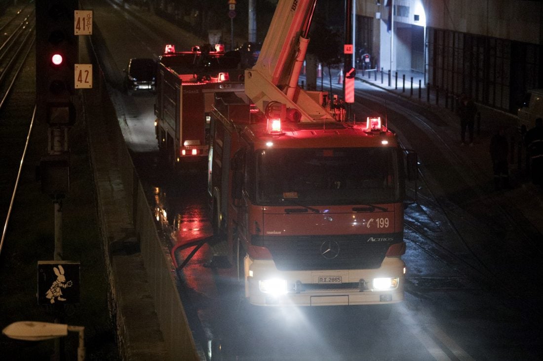 Θρίλερ στην Πάτρα: Σορός αγνώστων στοιχείων εντοπίστηκε κατά την διάρκεια κατάσβεσης φωτιάς σε διαμέρισμα