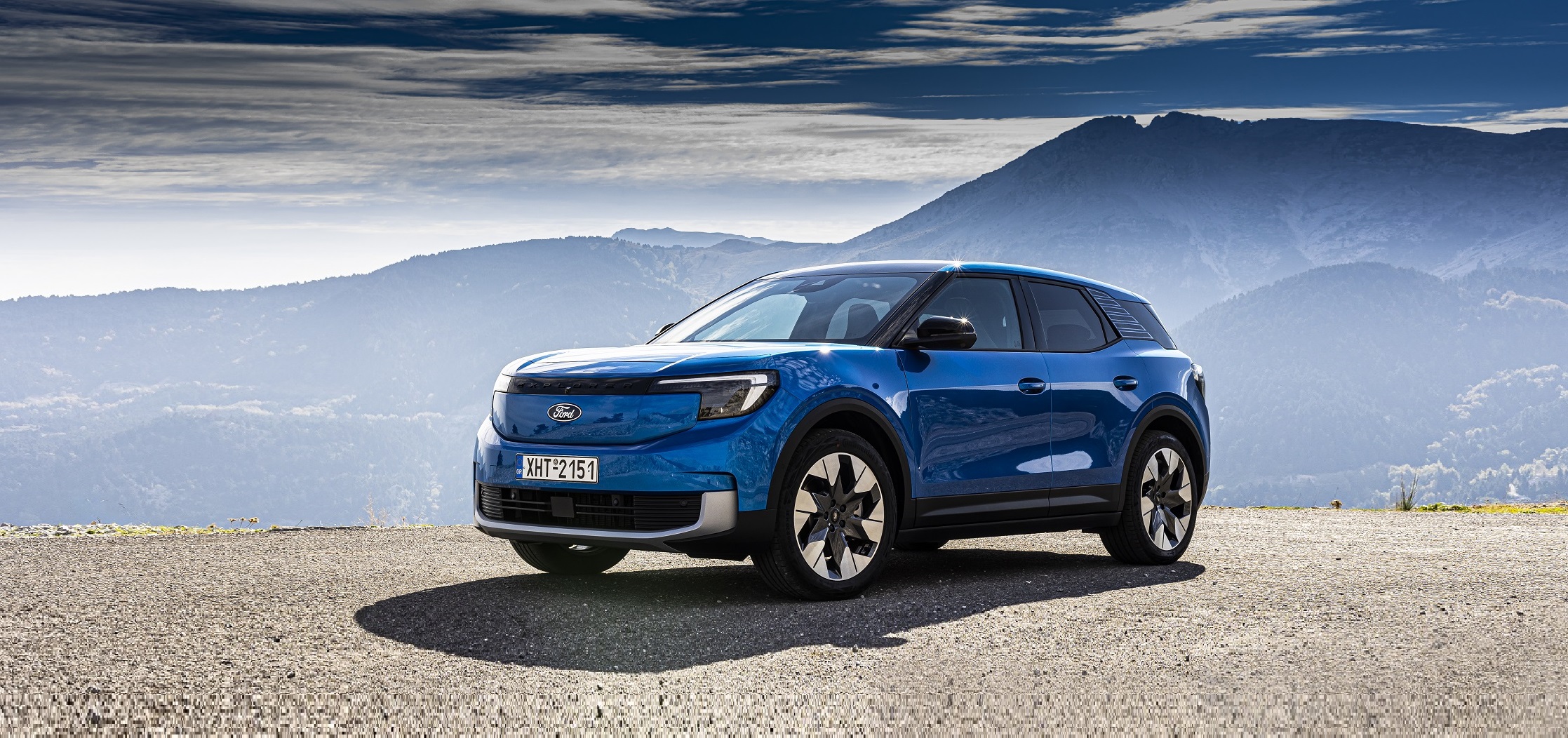 Ford Explorer blue GR wide