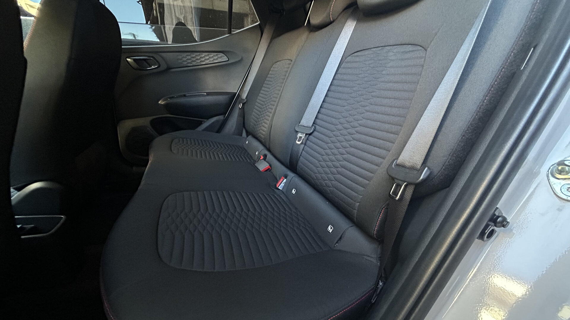 Hyundai i10 N Line 2025 (5) Hyundai i10 N Line 2025 (5)