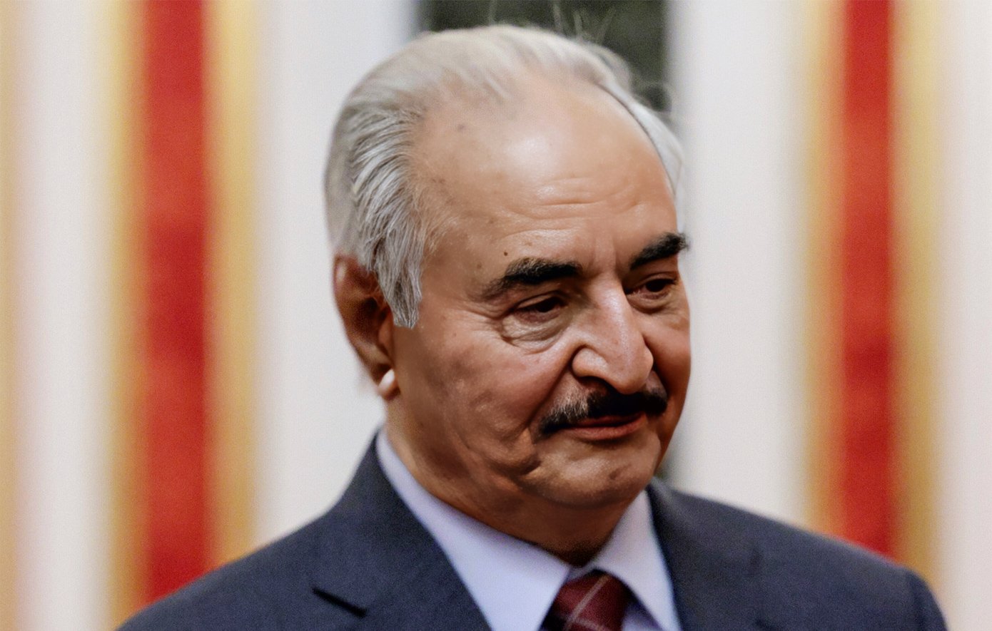 Το παρασκήνιο πίσω από το διπλωματικό επεισόδιο στη Λιβύη – Γιατί ο Χαφτάρ επιχείρησε να στήσει παγίδα στην ευρωπαϊκή αποστολή
