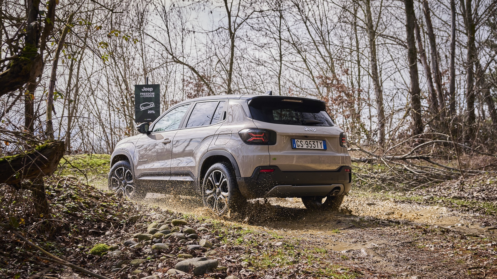 Jeep Avenger 1.2 e Hybrid 2024 tesst (10)