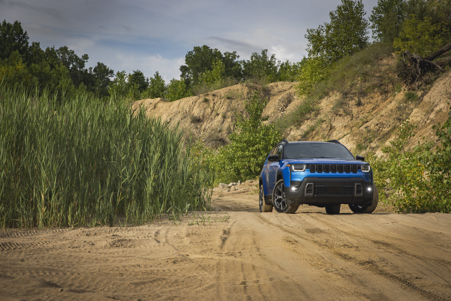 A front view of the 2026 Jeep® Cherokee Overland, parked