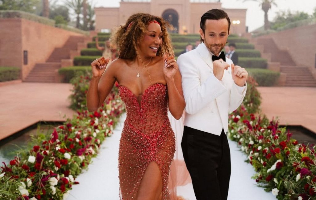Η Mel B παντρεύτηκε ξανά – Χλιδή, χορός και κόκκινο φόρεμα στη δεύτερη τελετή στο Μαρακές