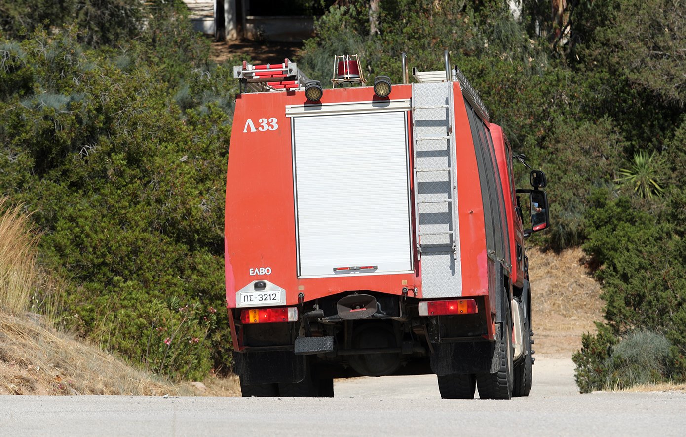 Ξέσπασε φωτιά στη Μεγάλη Βόλβη Θεσσαλονίκης