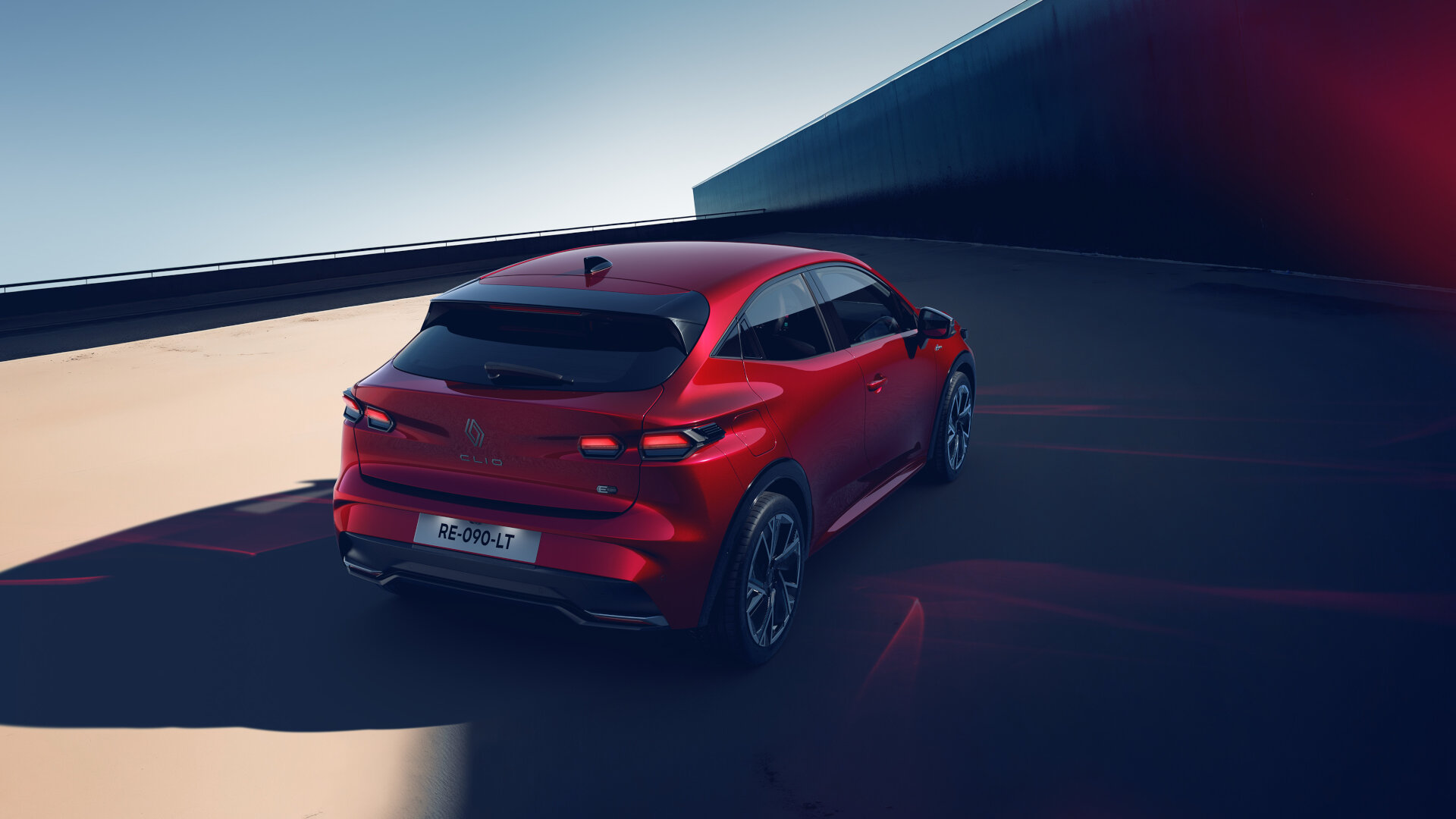 RENAULT CLIO VI FULL HYBRID E TECH (RB3B1 HEV)