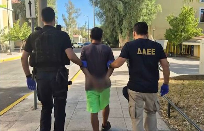 «Είμαι μέλος του ISIS – Μού έδωσαν 100 ευρώ για να κάψω τον Υμηττό» ισχυρίστηκε ο 32χρονος «δράκος του Αιγάλεω»