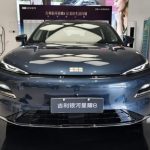 Geely Galaxy Starshine 8: Το υβριδικό sedan που τρομάζει τον ανταγωνισμό με αυτονομία έως 1.600 χλμ.