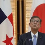 Ιαπωνία: Ο πρωθυπουργός Ισίμπα αποφάσισε να παραιτηθεί