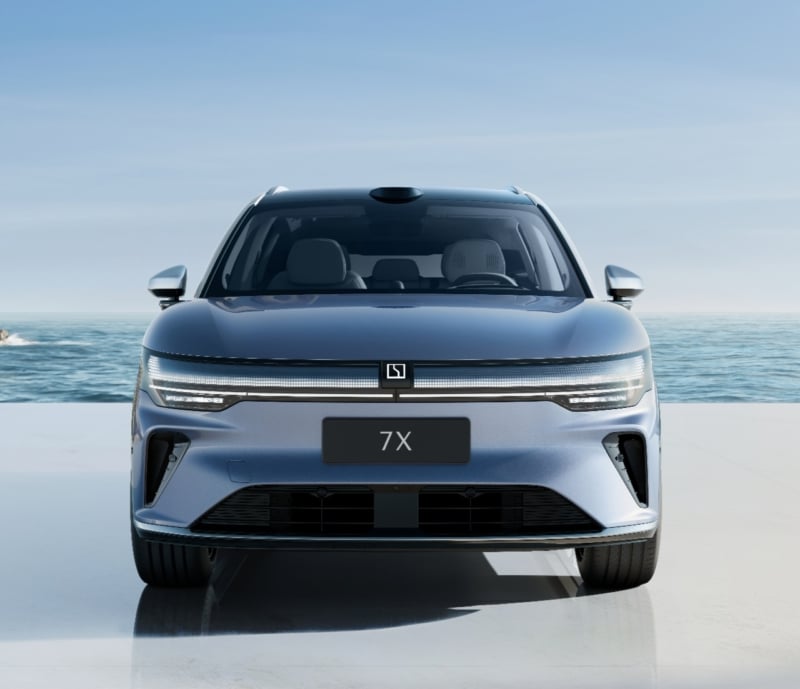 Νέο Zeekr 7X: Επιτάχυνση 0-100 σε 2,9’’ και φόρτιση σε 10 λεπτά!