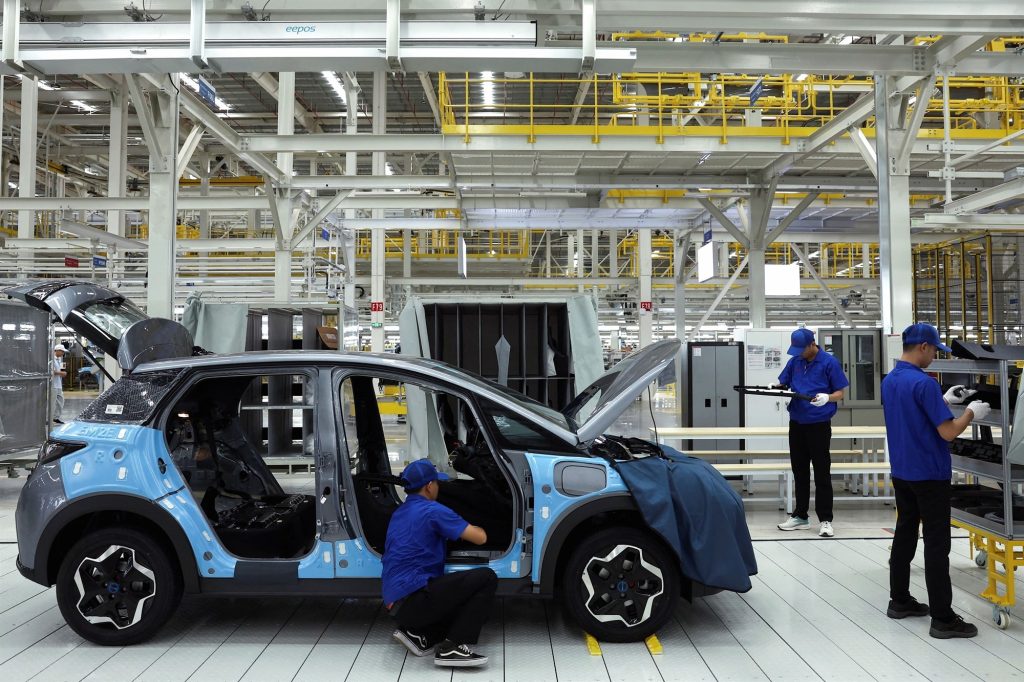 Στα αδυτα της BYD - Η Tesla έχει κάθε λόγο να ανησυχεί [video] - Cars Electric
