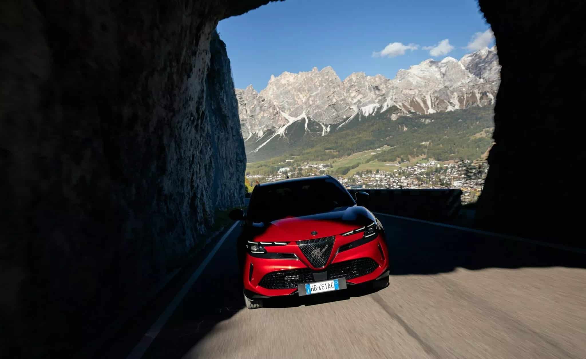 Alfa Romeo Junior Sport Speciale: Η απόλυτη σπορ πολυτέλεια με Ιταλικό στυλ