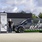 Mercedes Benz ELF: Laden von Elektrofahrzeugen neu gedacht Mercedes Benz ELF: a novel approach to charging electric vehicles
