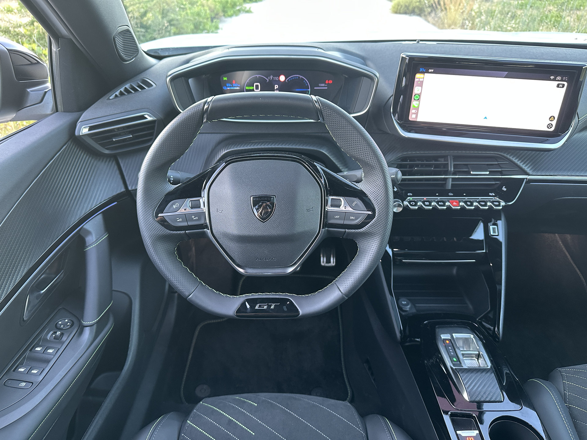 Peugeot E 2008 (69) Peugeot E 2008 (69)