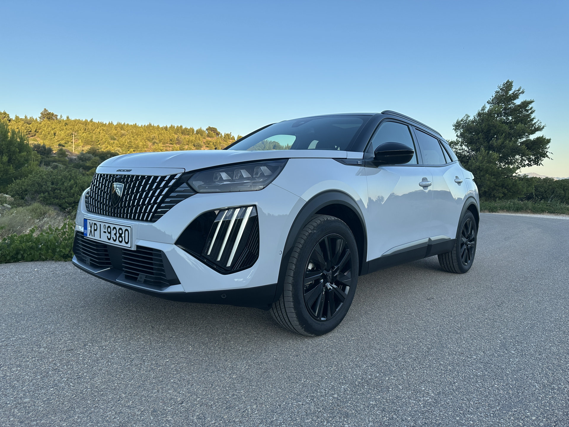 Peugeot E 2008 (98) Peugeot E 2008 (98)