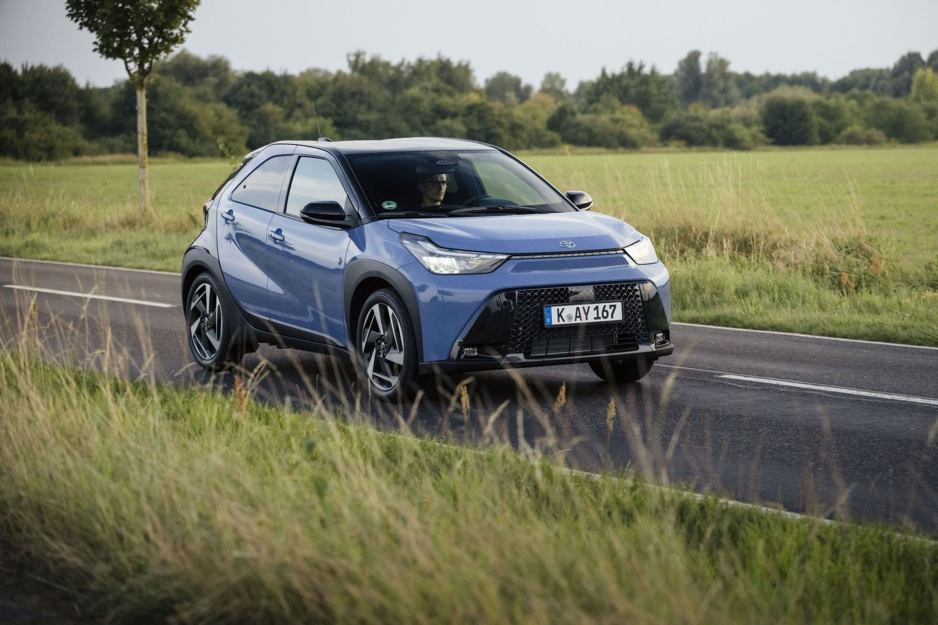 Toyota Aygo X High Grade Hybrid Lavandula 2025
