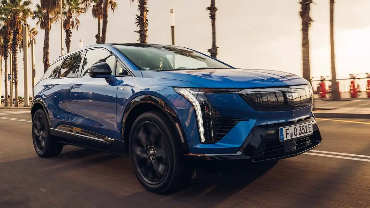 Νέο Cadillac Optiq: Το ηλεκτρικό crossover που φέρνει το αμερικανικό στυλ στους ευρωπαϊκούς δρόμους!