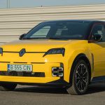 Η Renault σχεδιάζει μια νέα γενιά του R5;