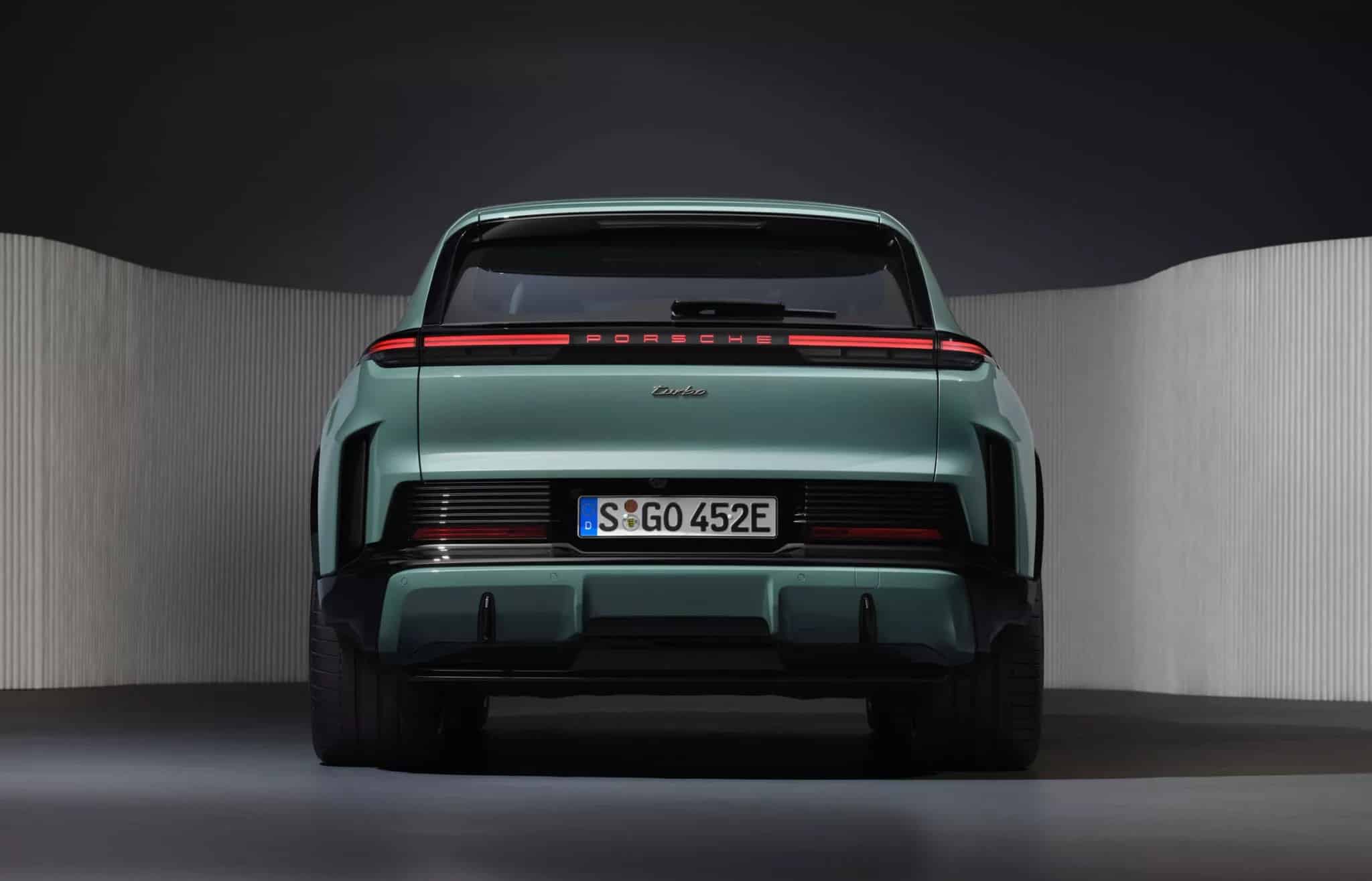 Νέα Porsche Cayenne Turbo Electric: «Ξυρίζει» με 1.155 PS! 

<p data-wpview-marker=