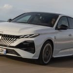 Η κίνηση-ματ της Peugeot: Νέο 308 Hybrid και... αντίο SUV