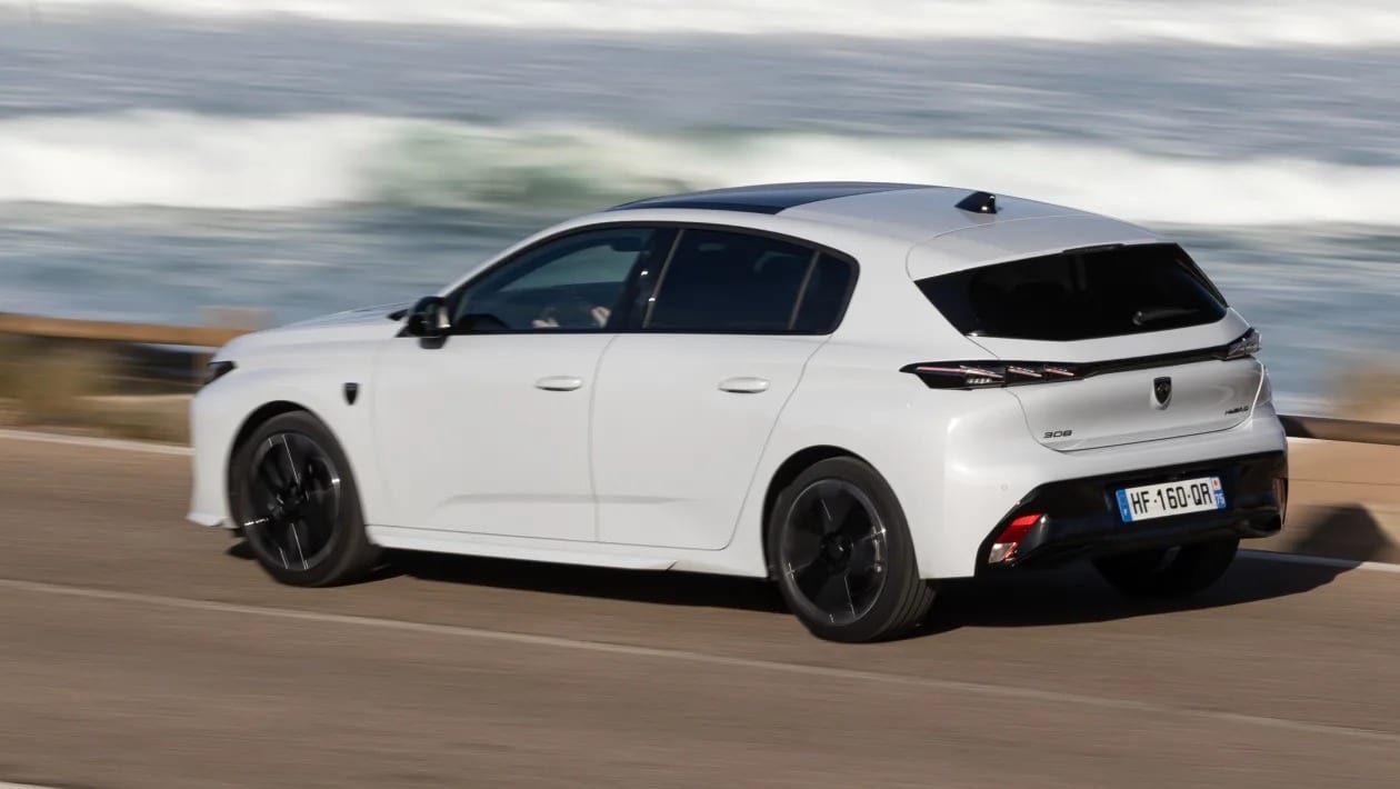 Η κίνηση-ματ της Peugeot: Νέο 308 Hybrid και... αντίο SUV