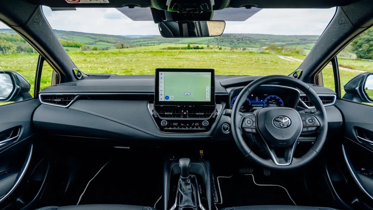 Toyota Corolla Hybrid: Η πιο ώριμη γενιά, φέρνει πονοκέφαλο στον ανταγωνισμό