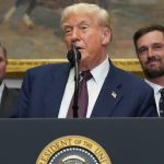 Πιθανή εξαίρεση της Ουγγαρίας από τις κυρώσεις για την αγορά ρωσικού πετρελαίου, προαναγγέλλει ο  Τραμπ