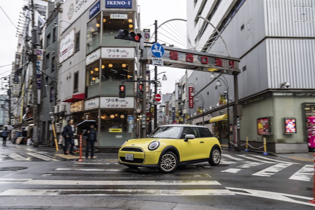 ΜΙΝΙ Cooper C at Tokyo (35)