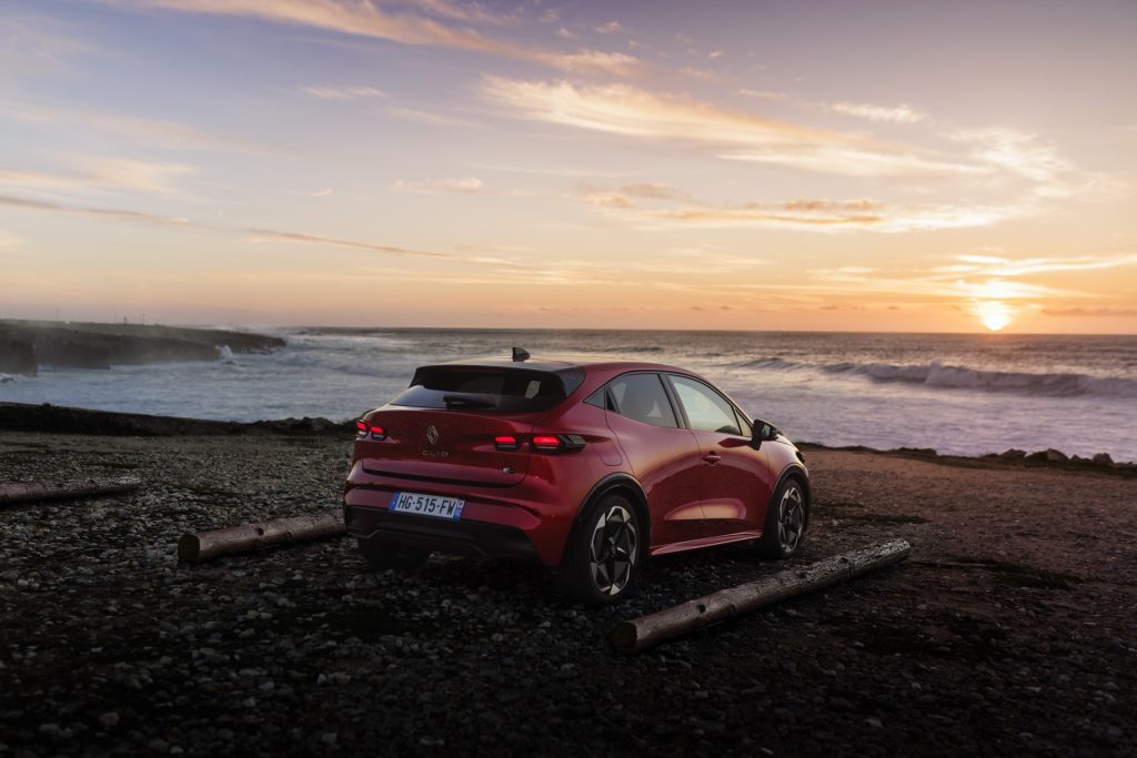 Renault Clio full hybrid E Tech (28)