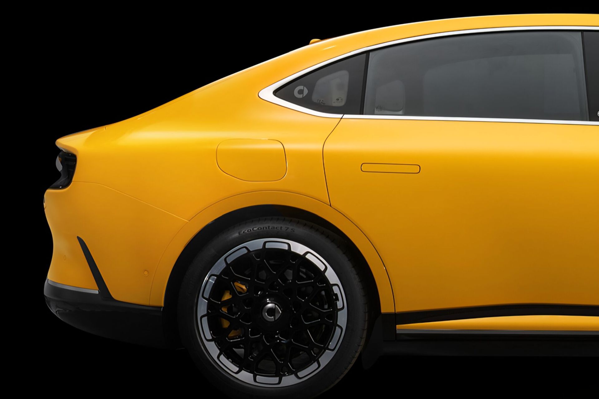 Το Smart #6 φέρνει νέο συνδυασμό υβριδικών συστημάτων κίνησης