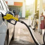 Βενζίνη στην μισή τιμή