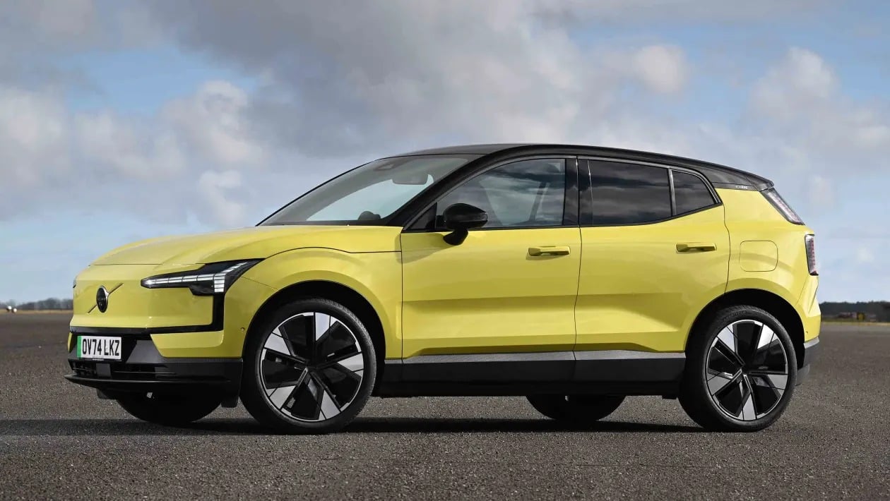 Volvo EX30: Το μικρό ηλεκτρικό SUV που παίζει στα… μεγάλα σαλόνια