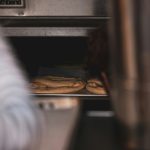 Καθαρισμός φούρνου με μαγειρική σόδα: Το φυσικό κόλπο χωρίς χημικά