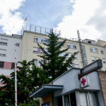 Αποκάλυψη για τη 2χρονη στην Καλλιθέα: Παραπέτασμα έκρυβε τη θέα στην πλατεία – Πώς χάθηκαν πολύτιμα λεπτά μέχρι να βρεθεί το παιδί