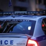 Καταδίωξη στο Αιγάλεω: 21χρονος συνελήφθη μετά από τρελή πορεία και πρόσκρουση σε κατάστημα