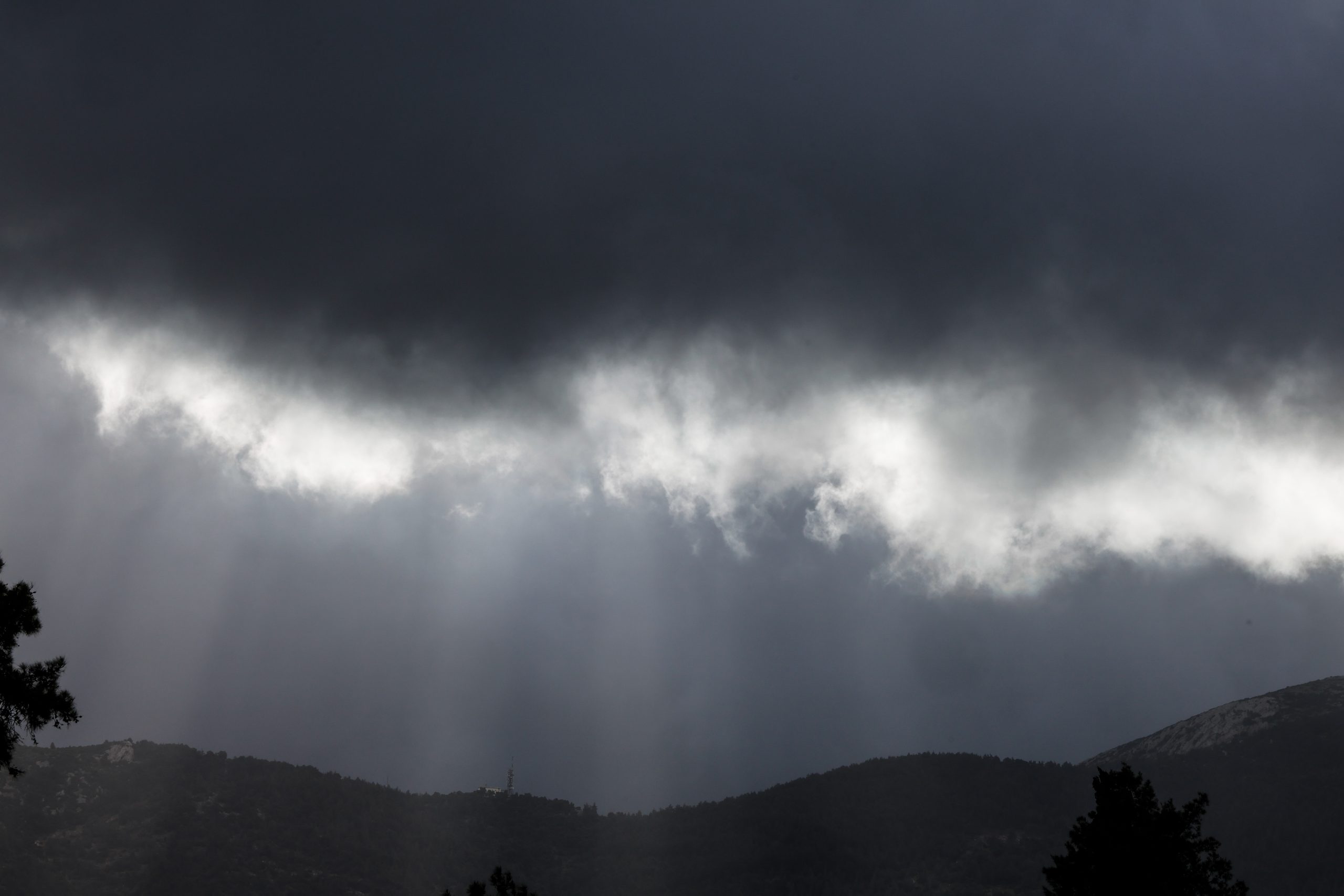 Καιρός: Άνοιξη στο ημερολόγιο, βροχές και καταιγίδες την 25η Μαρτίου - ertnews.gr