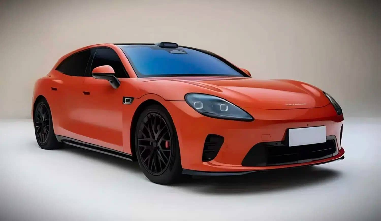 Huawei GT7: Ultra-fast φόρτιση και επιδόσεις supercar σε οικογενειακό αμάξωμα