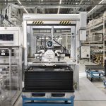 Η BMW αντικαθιστά πλέον τους υπαλλήλους της με ανθρωποειδή ρομπότ στα εργοστάσιά της