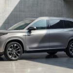 Το νέο 7θέσιο SUV MGS9 PHEV έρχεται για να βάλει πονοκέφαλο στη κατηγορία
