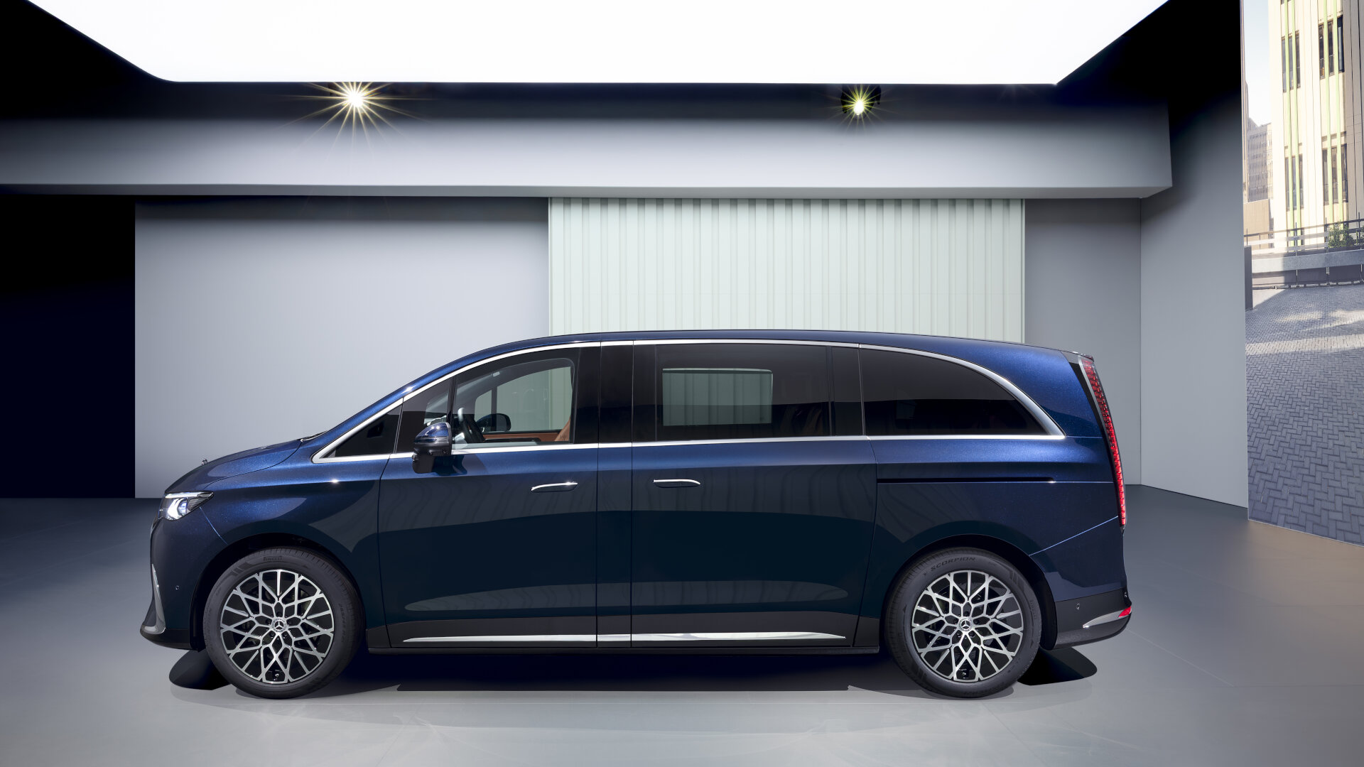 Mercedes Benz VLE (28)