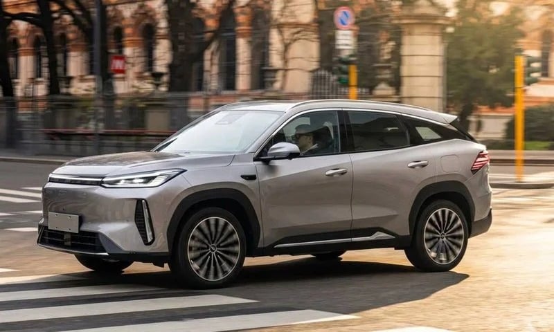 Με 13 χιλιάρικα στη Κίνα, παίρνεις αυτό το PHEV - SUV με αυτονομία 1.700 χιλιόμετρα