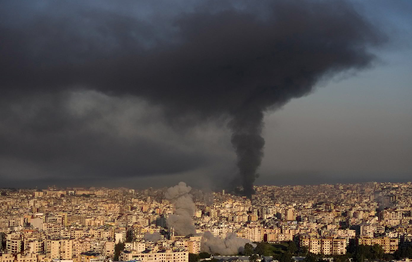 Ο πόλεμος στην Μέση Ανατολή μπήκε στον δεύτερο μήνα: Οι… διαπραγματεύσεις και οι παγιδευμένοι άμαχοι