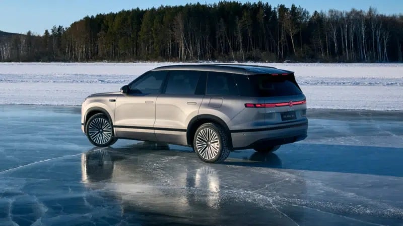 Volkswagen ID. Era 9X: Το νέο τεράστιο SUV με «Golden Range Extender» κινητήρα