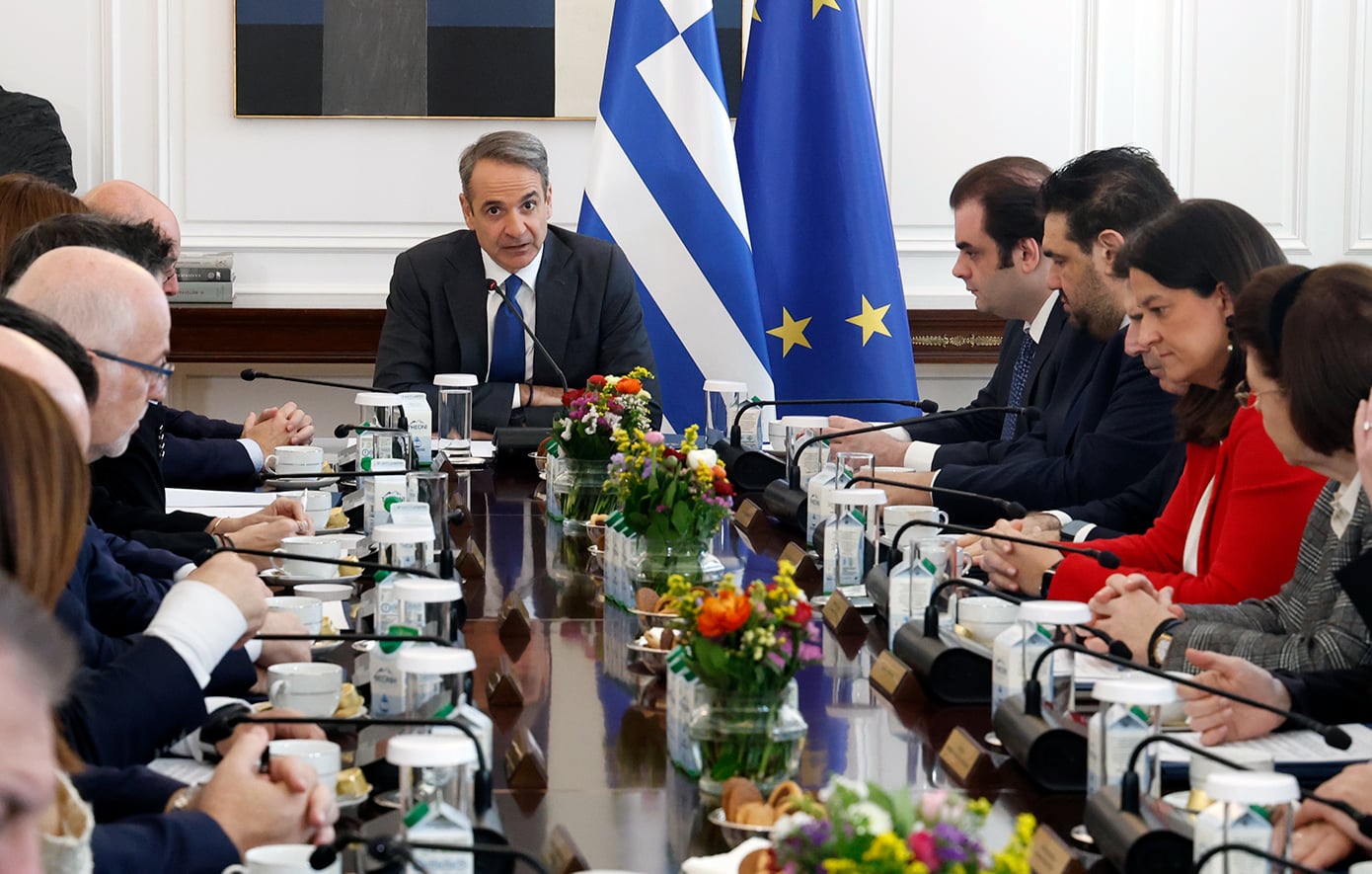 Η νέα αύξηση του κατώτατου μισθού στο Υπουργικό Συμβούλιο –  Το ιστορικό των αυξήσεων και το πλέγμα μέτρων για την ενίσχυση του εισοδήματος