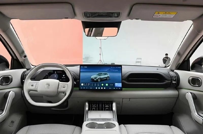 Φορτίζει σε 5' και φτάνει τους 449 PS – Το νέο BYD Atto 3 έρχεται με γκόλ από τα αποδυτήρια