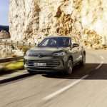 Η Volkswagen ενισχύει το Tiguan με πιο πλούσιο και τεχνολογικά προηγμένο εξοπλισμό και τιμές από €33.990